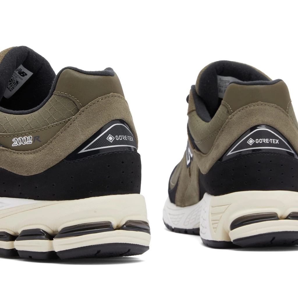 New Balance M2002RXU Dark Camo